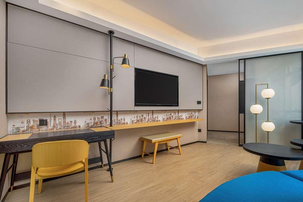 Hilton Garden Lujiazui Hotel